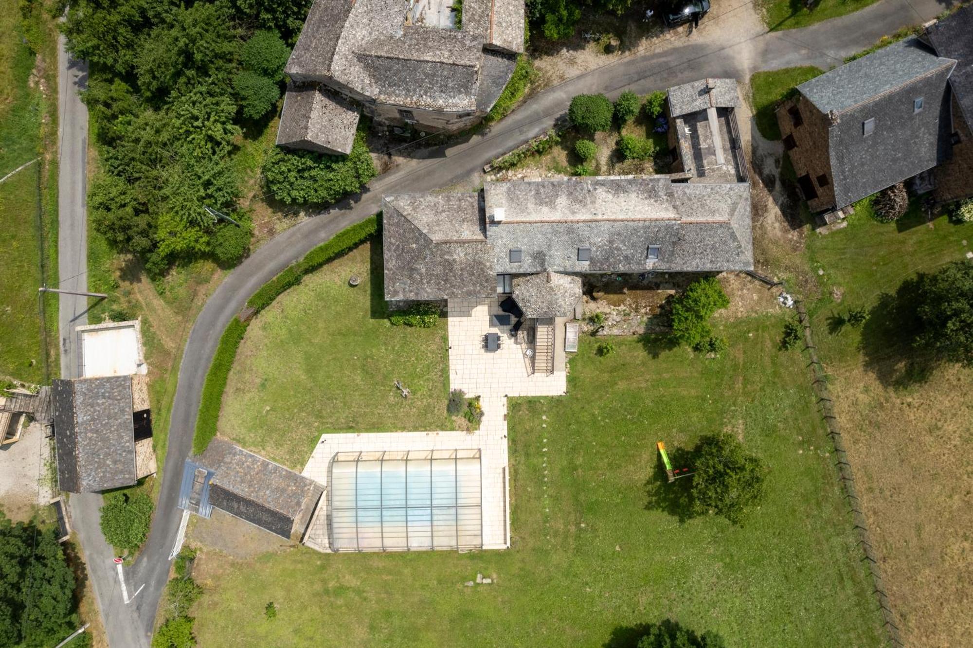 Grand Gite Piscine, L'Estrebaldie Aveyron Βίλα Centres Εξωτερικό φωτογραφία